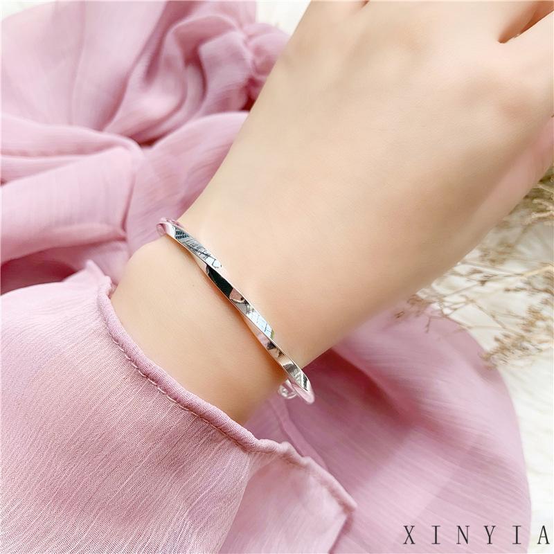 Gelang Titanium Wanita Anti Karat Adjustable Tahan Lama Untuk Wanita/Anak