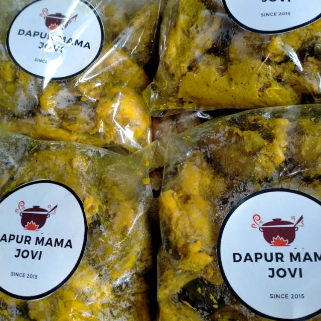 

Ayam Ungkep Lengkoas