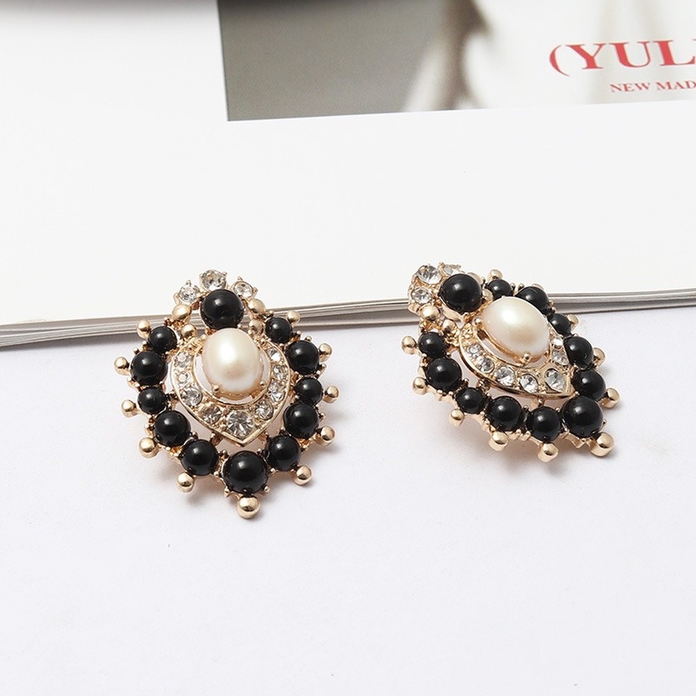 Anting Mutiara Permata Gaya Vintage Untuk Wanita