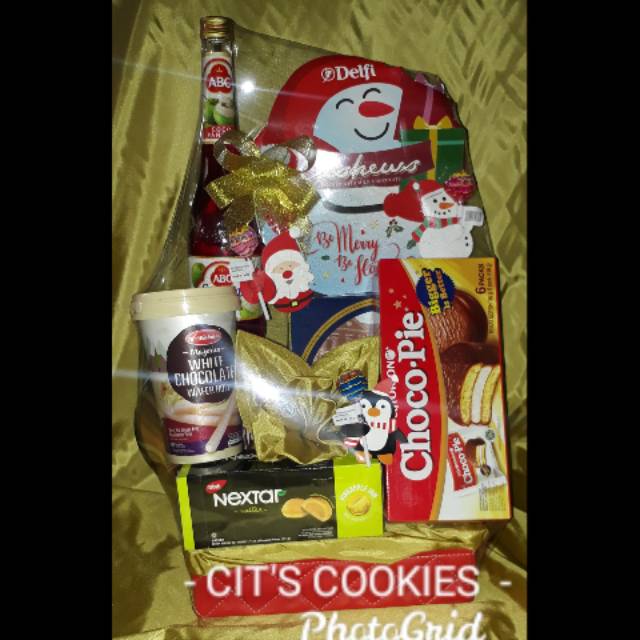 

Parcel custom/ parcel natal/ parcel makanan minuman/ parcel kue/ hampers