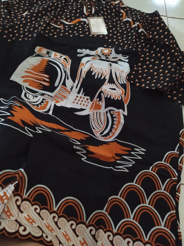 Aftana Hitam Pendek Kemeja Batik Pria Full Furing Bahan Katun Halus Sragenan