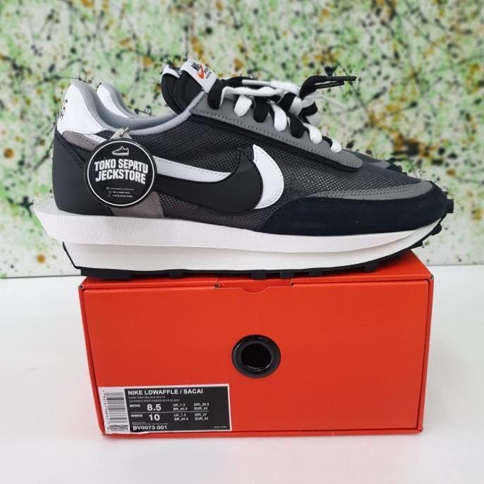 SEPATU NIKE LD WAFFLE SACAI BLACK WHITE UNAUTHORIZED AUTHENTIC Termurah