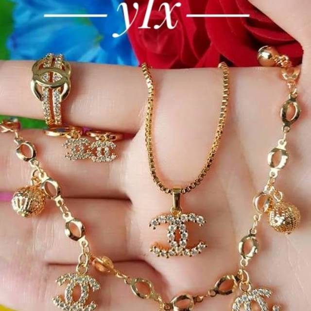 Satu set xuping lapis emas 18k
