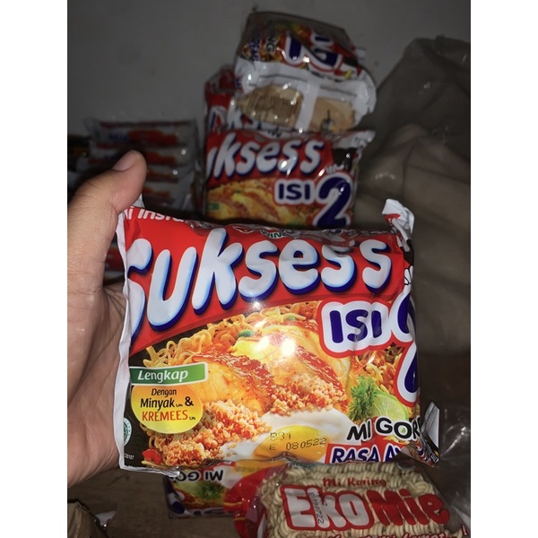 

Mie Sukses isi 2 goreng