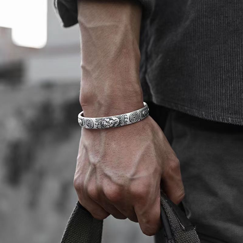 Gelang Model Terbuka Bahan Silver Plated Gaya Retro Kasual Untuk Pria