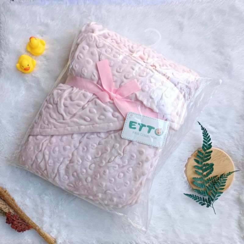 Selimut Bayi Double Fleece Bintik Polos Etto