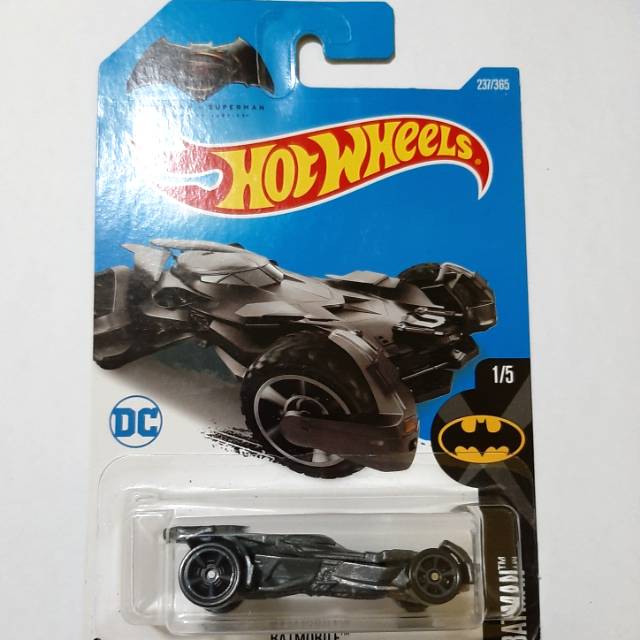 harga hot wheels batmobile