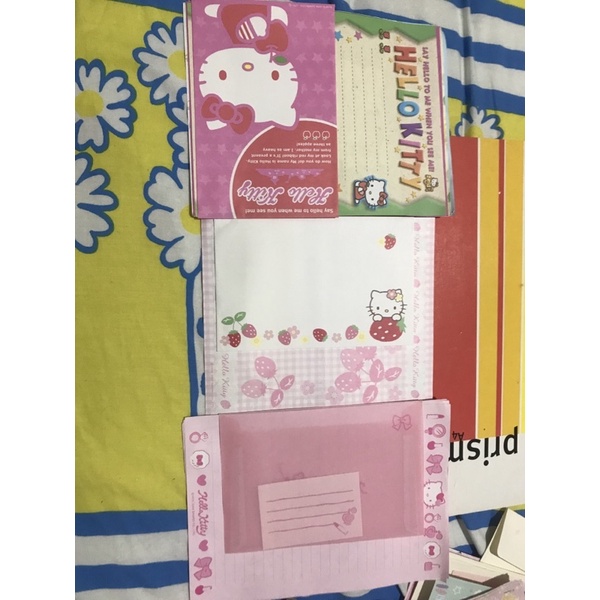 

HELLO KITTY SANRIO LETTER SET KERTAS SURAT