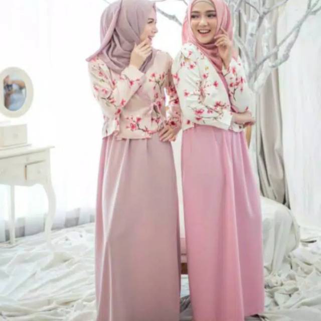 Preloved Hanbok Sakura Dressofia