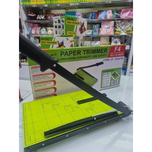 

ALAT POTONG KERTAS / CUTTING PAPER