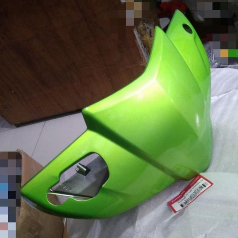 Batok Depan Vario 110 Karbu Lama Hijau 53205-KVB-930BLG Orginal Ahm