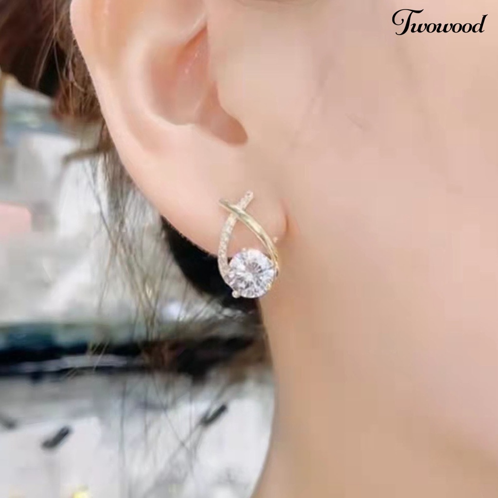 1 Pasang Anting Stud Cross Cut Berlian Imitasi Tahan Lama Untuk Wanita