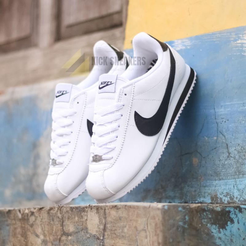 NIKE AIR CORTEZ WHITE BLACK SEPATU PUTIH SNEAKERS PUTIH WANITA-1