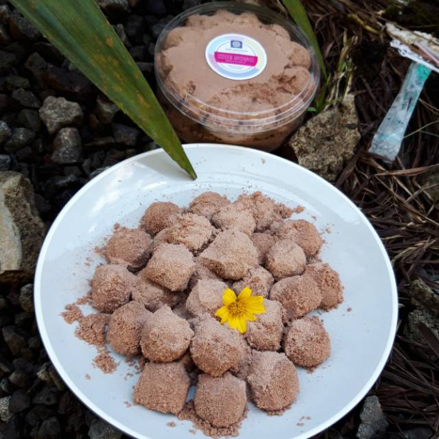 

Kue dancow coklat..