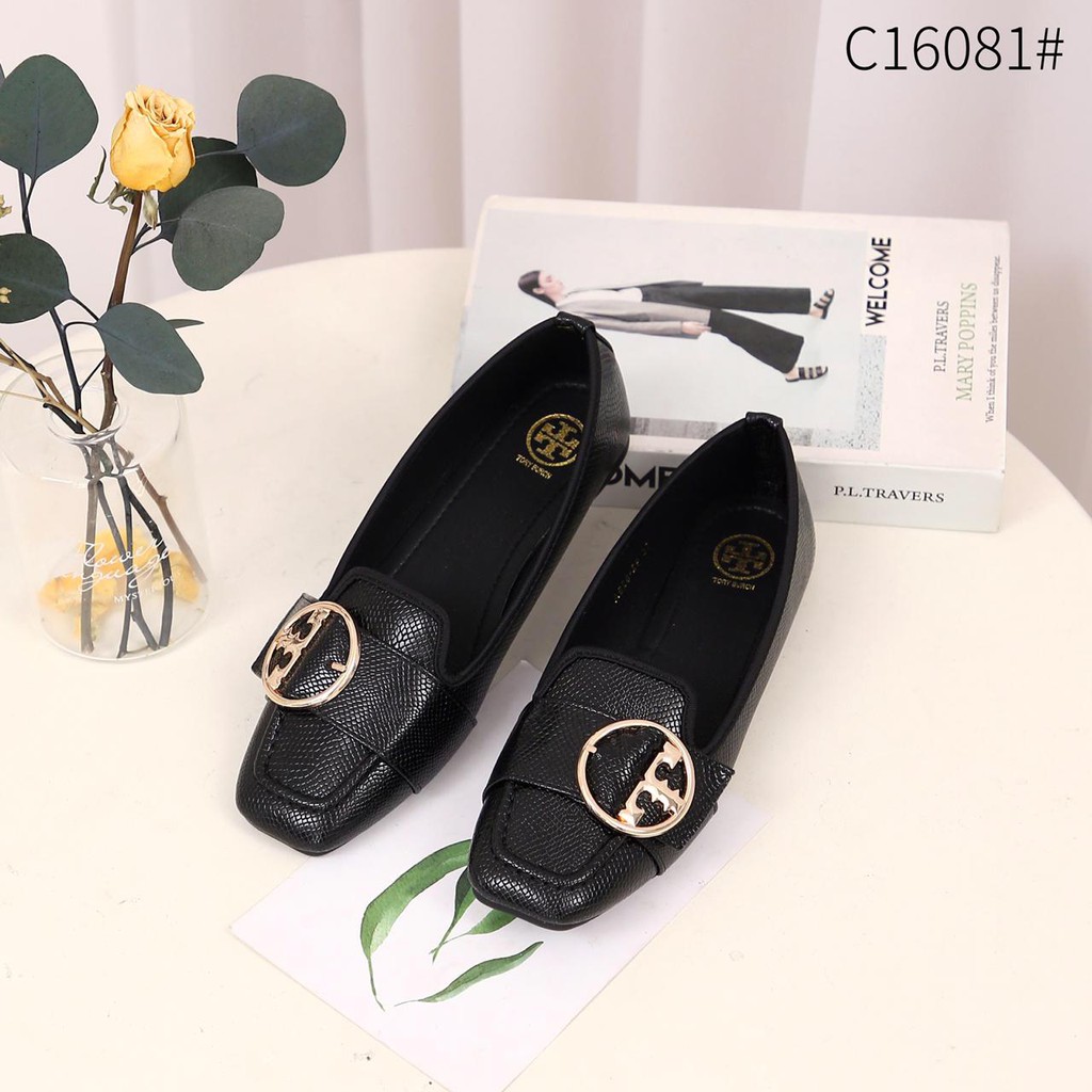 TB C16081 Embossed Leather Flat Shoes