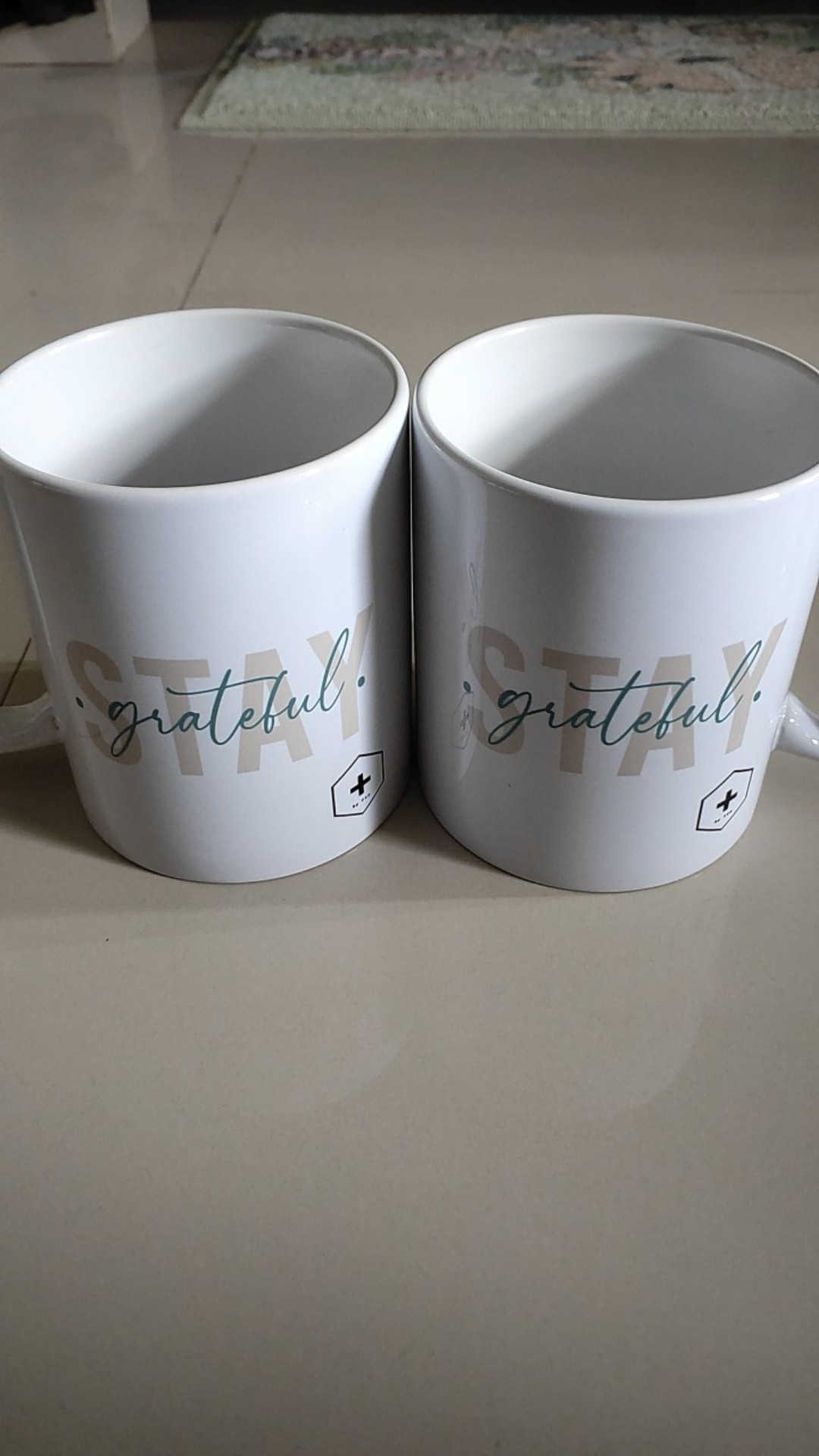 Mug Stay Grateful - Tangan Pengharapan
