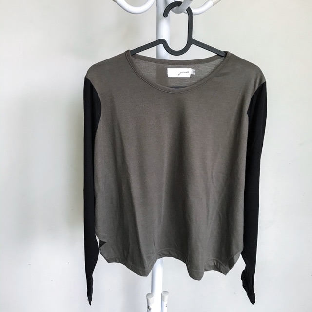 Batwing Gaudi Shirt