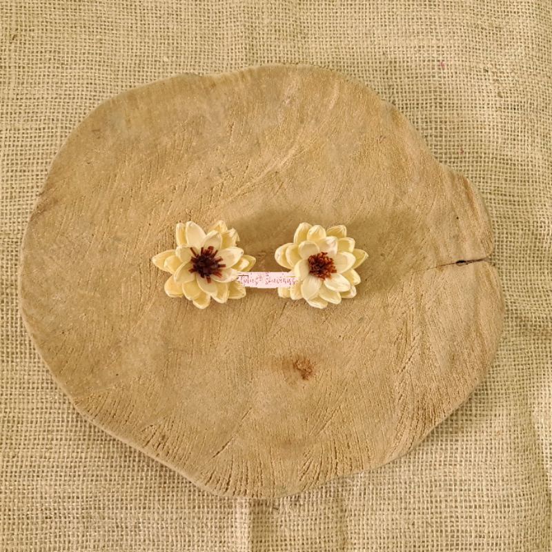 Bunga klobot krisan putih | bunga klobot jagung | Bunga artificial | bunga klobot-Putih