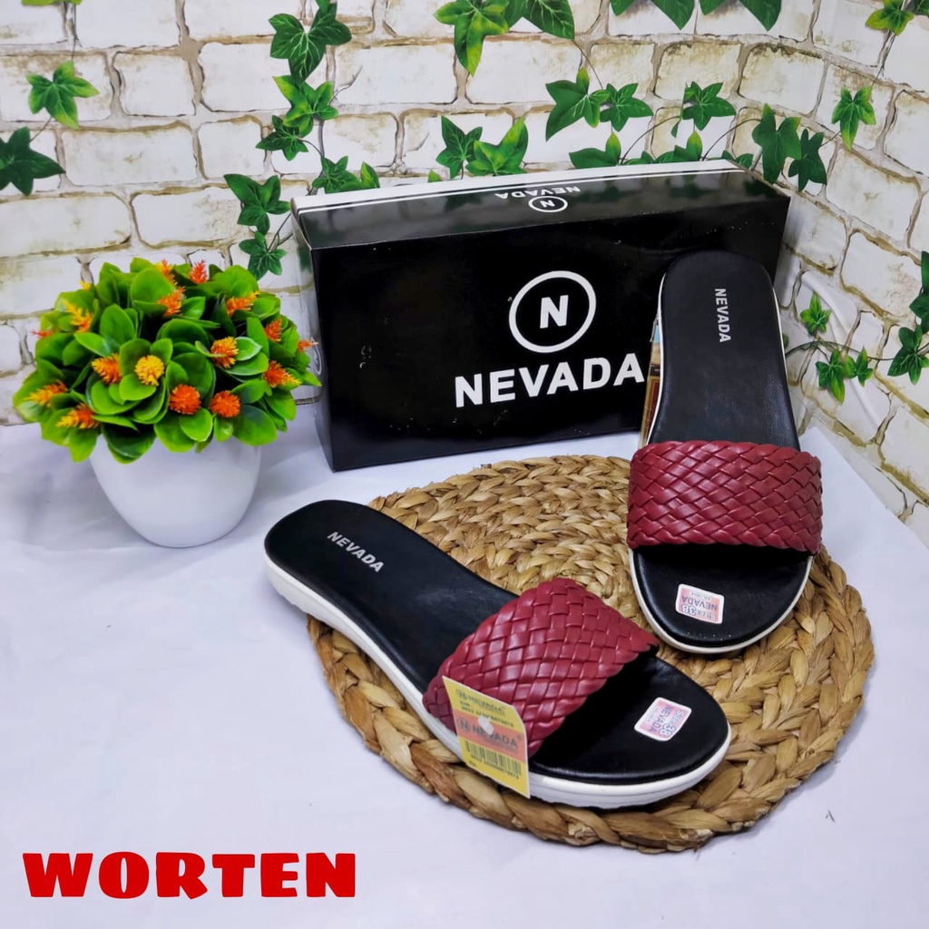 Sandal slop nevada motif anyam/sandal wanita slop terbaru