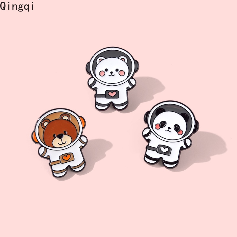 Bros Pin Enamel Desain Kartun Hewan Astronot Panda Beruang Kelinci Untuk Hadiah Teman