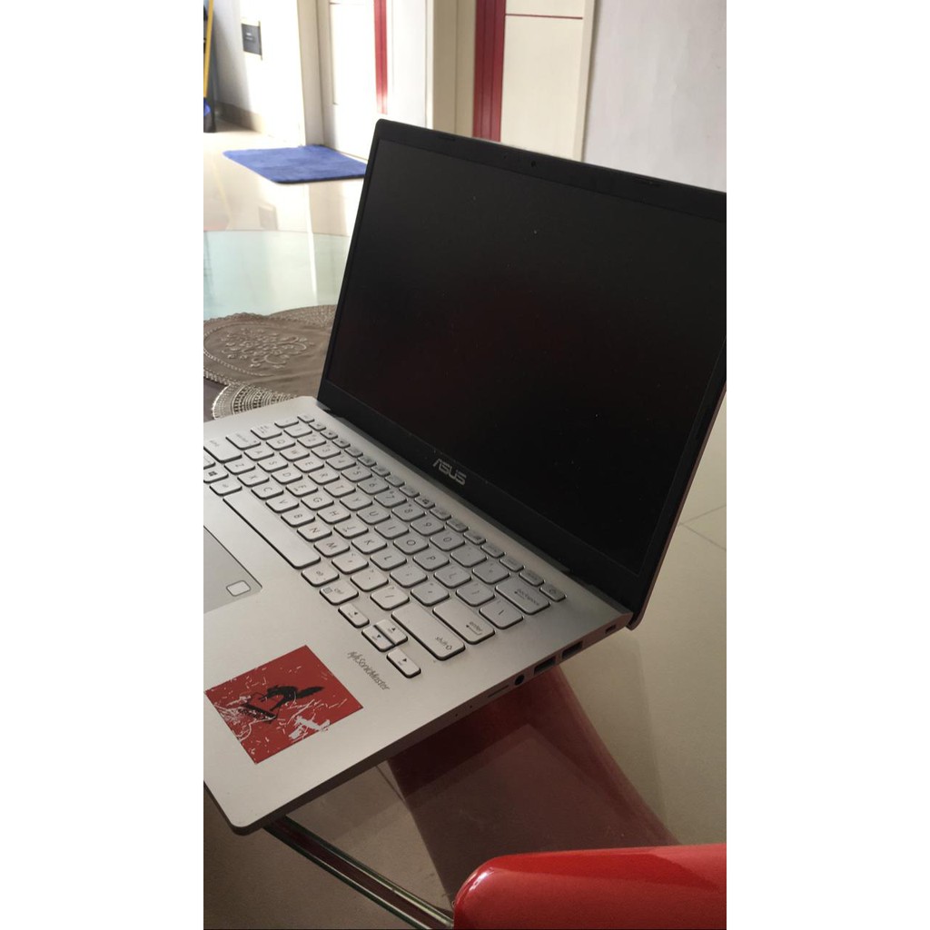 Laptop ASUS A409UJ (Intel i3-7020u/GeForce MX230/4 GB/512 GB)