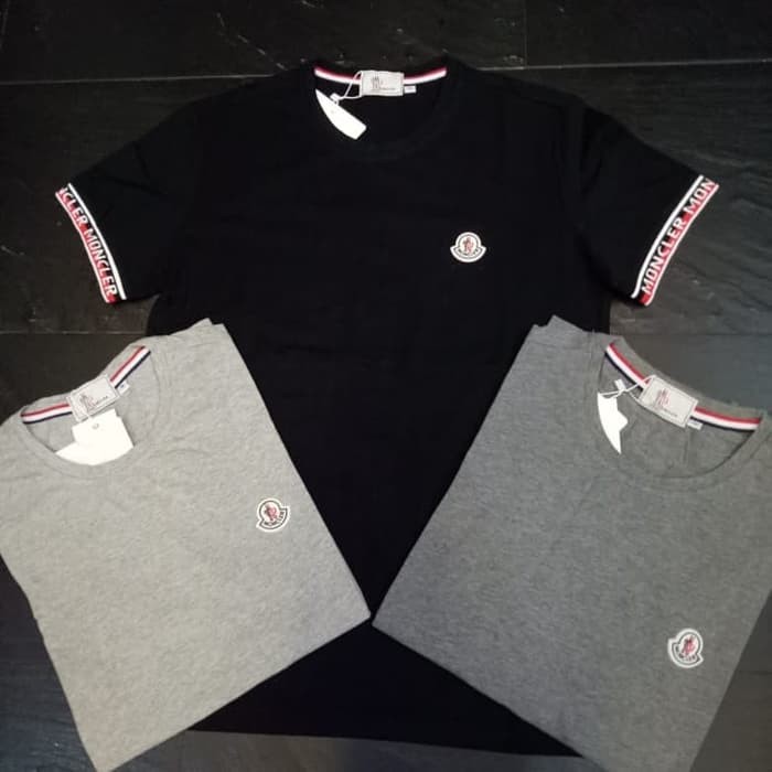Mantul kaos moncler premium original Quality / slimfit
