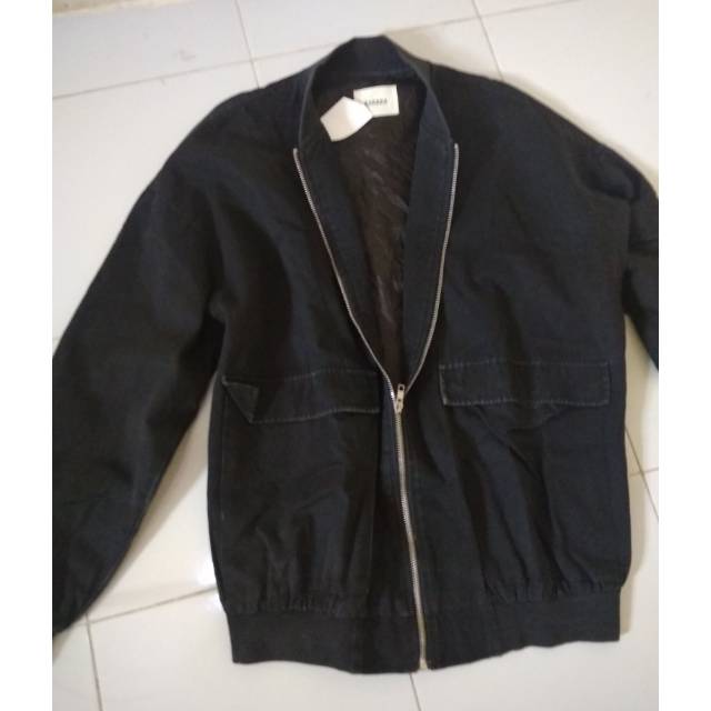 Jaket levis tebal hitam preloved bekas second / baju preloved / jaket bekas