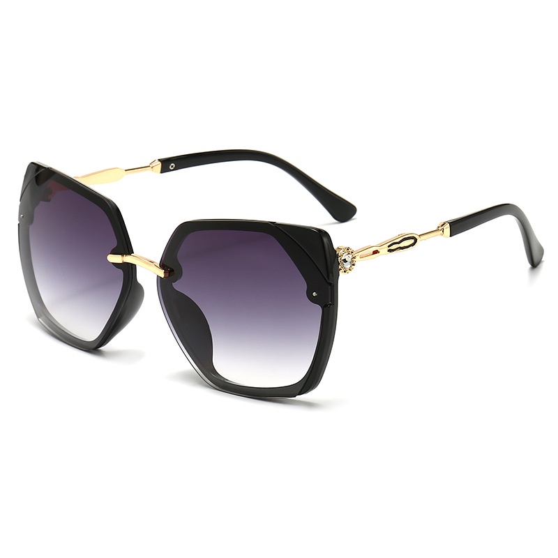 Kacamata Hitam Pelindung UV Bentuk Poligon Serbaguna