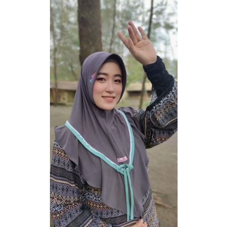 Bergo Arinda LINALIVIA