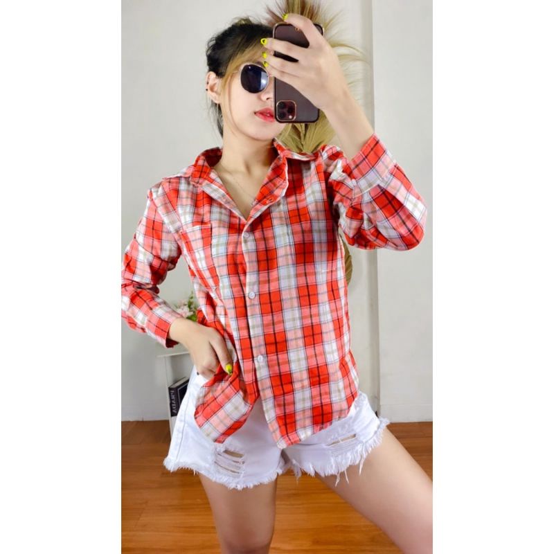 KEMEJA OVERSIZE WANITA  KEMEJA OSLIN CASUAL BLOUSE KOTAK KOTAK FLANEL WANITA BAHAN KATUN PREMIUM LENGAN PANJANG FULL KANCING KEKINIAN TERBARU KOREA KOREAN STYLE WANITA CEWEK TARTAN TWO TONE CROP TOP THRIFT  KEMEJA GUILEN LENGAN BALON SIZE L LD 90 Cm-4