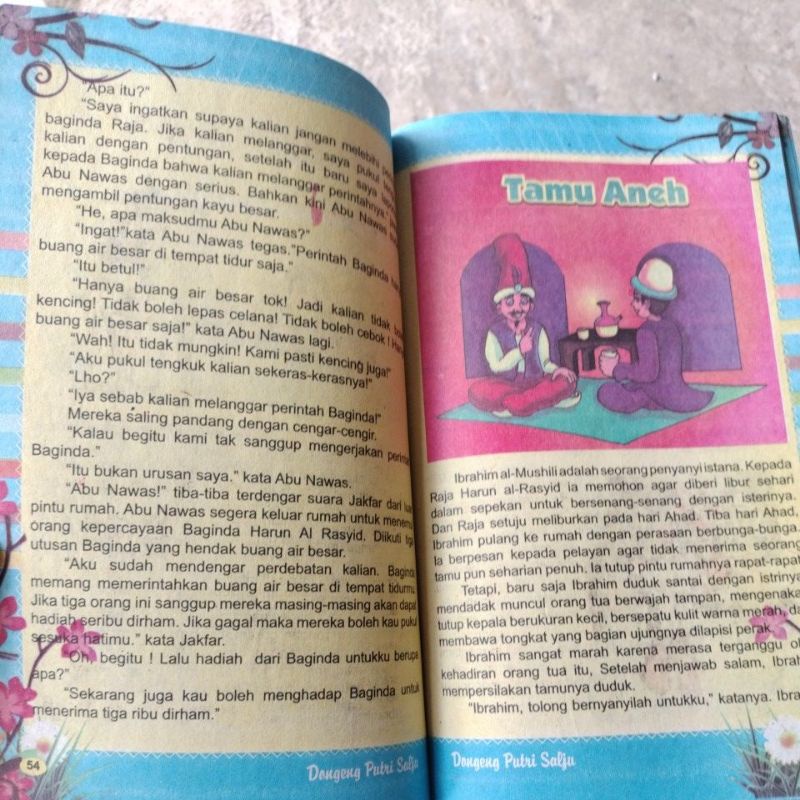 Buku Dongeng putri salju  128 halaman (15×25cm)