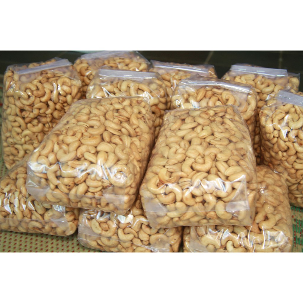 

KACANG MEDE GORENG AYAM BAWANG 1KG