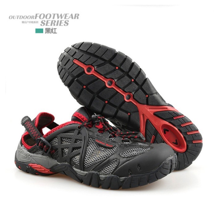 Sepatu Gunung / Hiking / Olahraga Air Anti Slip Rubber Premium