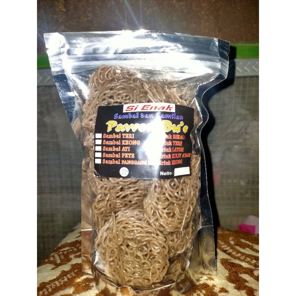 

krupuk bawang /krupuk roda khas Cepu gurih ngembang besar berat 150g