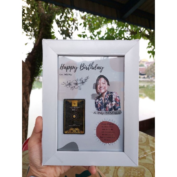 Gift Wisuda/Birthday/Wedding Frame+Minigold 0,05gr