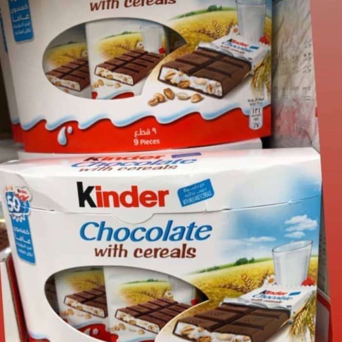 

kinder chocolate with cereal