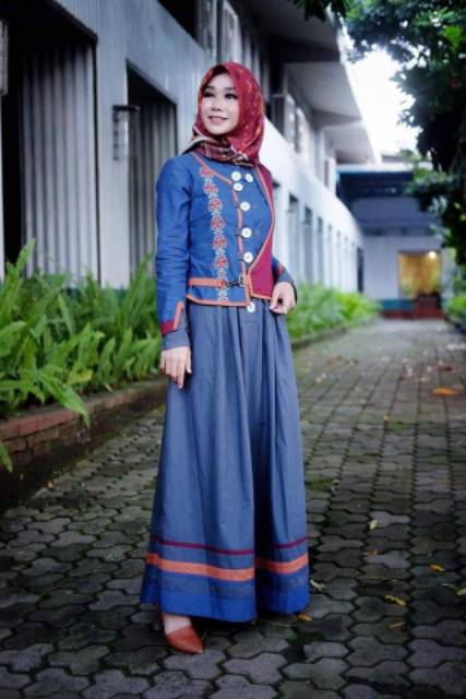 Tuneeca Potret Ningrat Best Seller T-0319084 Semburat Pelita