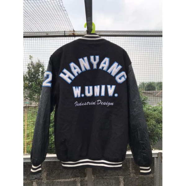 Varsity Univ Hanyang