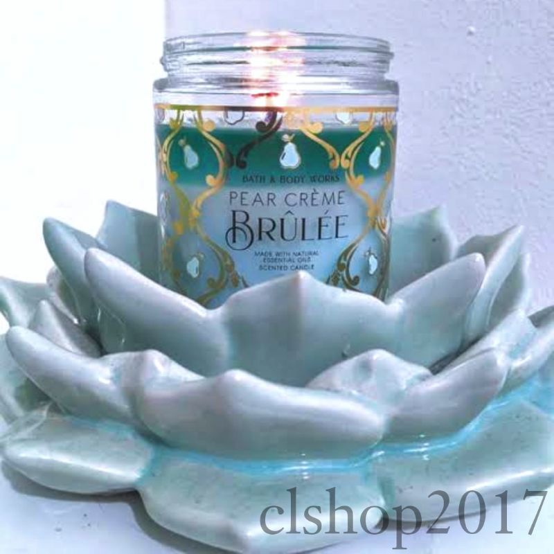 BATH &amp; BODY WORKS BBW PEAR CREME BRULEE MADE WITH ESSENTIAL OILS WHITE BARN 1 SINGLE WICK SCENTED CANDLE 198 G PENGHARUM RUANGAN