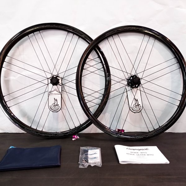 Wheelset Campagnolo Campy Bora WTO 33 700c Carbon Disc Brake