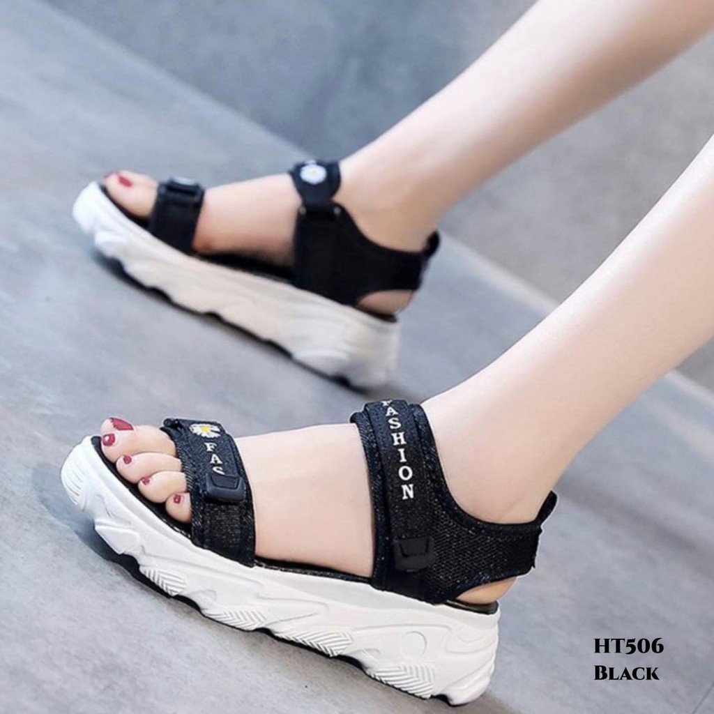 RESTOCK WYN SANDAL GUNUNG FASHION KOREA HT506