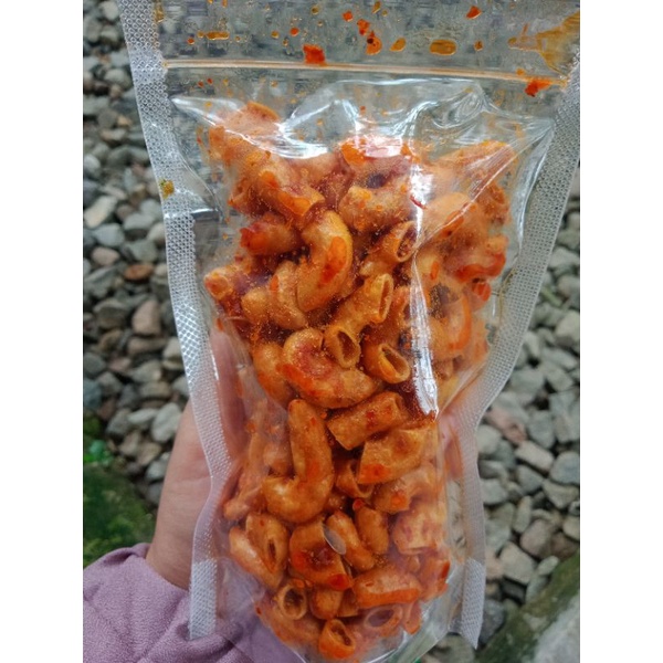 

Makaroni//kriukkpedass