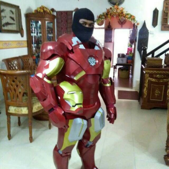 Cosplay / armor kostum super hero
