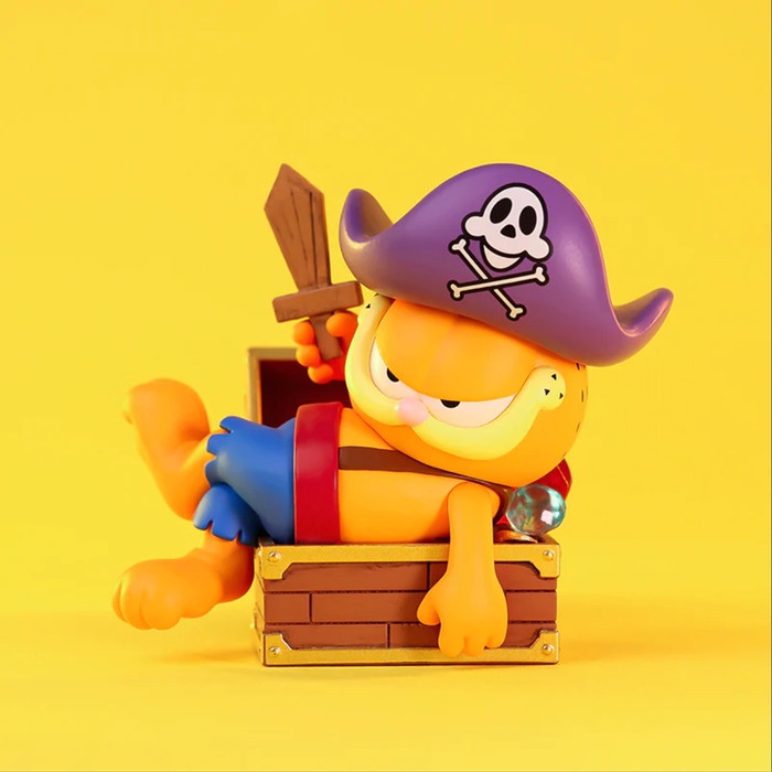 Pop Mart Garfield Day Dream Wooden Sword Pirate