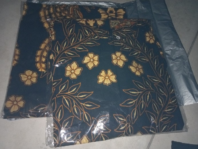 Couple Batik Atasan Pria Wanita M.l.xl Bahan Katun Hitam Merah Abu Sogan Coklat