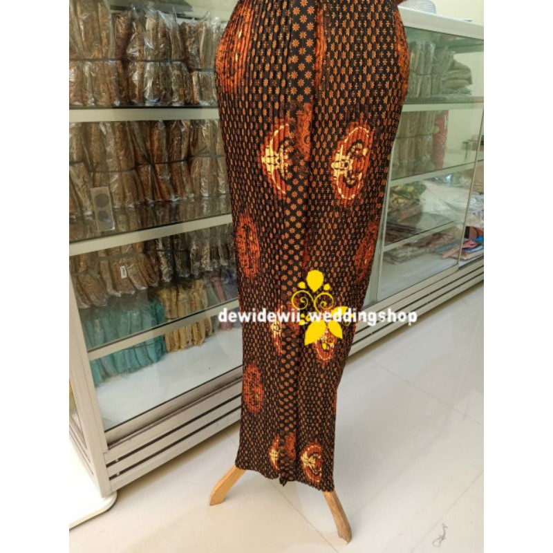 Rok Plisket Wiru/ Rok Bawahan Kebaya, Motif Truntum