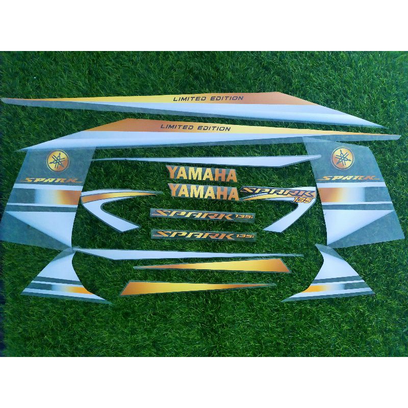 Striping transparan Jupiter MX old 135 spark