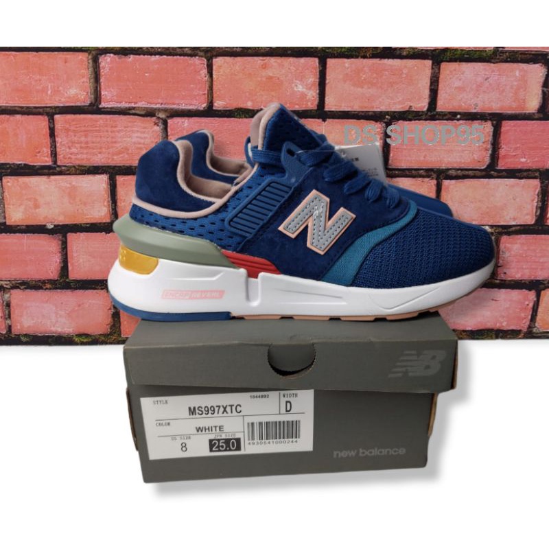 NEW BALANCE 997 WOMEN NAVY/SEPATU NB 997/SEPATU NEW BALANCE 997 NAVY