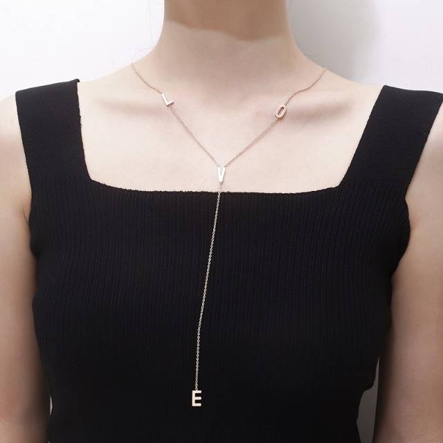 Kalung Titanium Panjang Jurai Hijab Korea Huruf Love Rose Gold - BN299