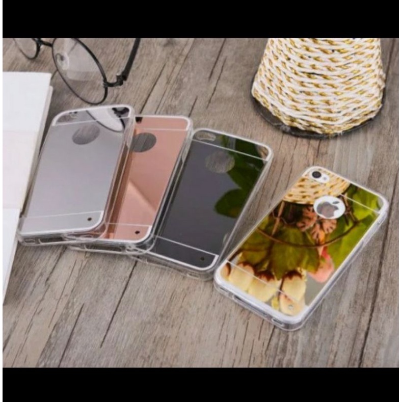 Softcase Mirror iPhone 4 / 4G / 4S Crystal Shinning on your SmartPhone